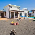 فيلة Eslanzarote Eleonor, Super Wifi, Heated Pool, Sat Tv بلايا بلانكا