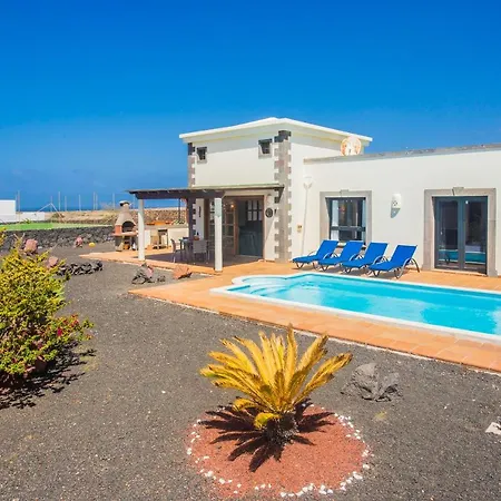 فيلة Eslanzarote Eleonor, Super Wifi, Heated Pool, Sat Tv بلايا بلانكا