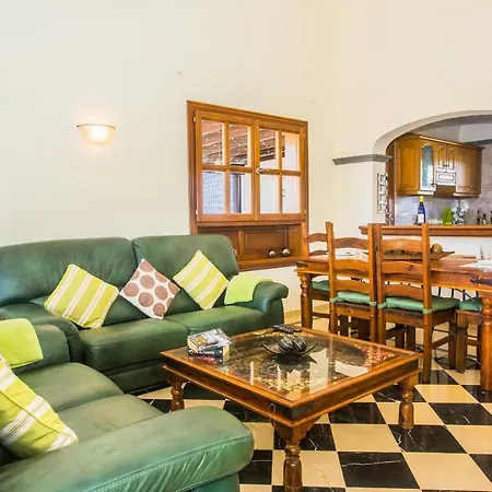 Eslanzarote Eleonor, Super Wifi, Heated Pool, Sat Tv *