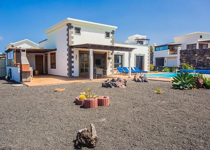 Villa Eslanzarote Eleonor, Super Wifi, Heated Pool, Sat Tv Playa Blanca (Lanzarote)